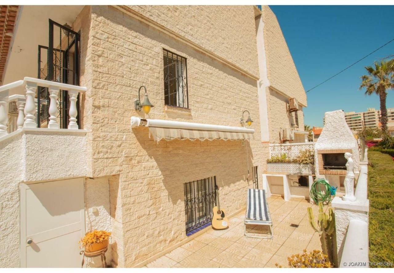 30 Beach House - Bbq & Terrace La Mata  Exterior foto